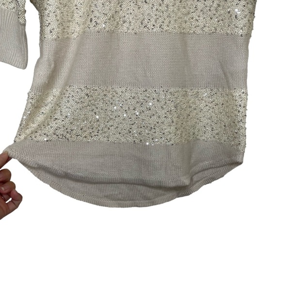 Express Sequined Sheer 3/4 Sleeve Knit Top XS Beige Cream V-Neckline - Picture 3 of 7